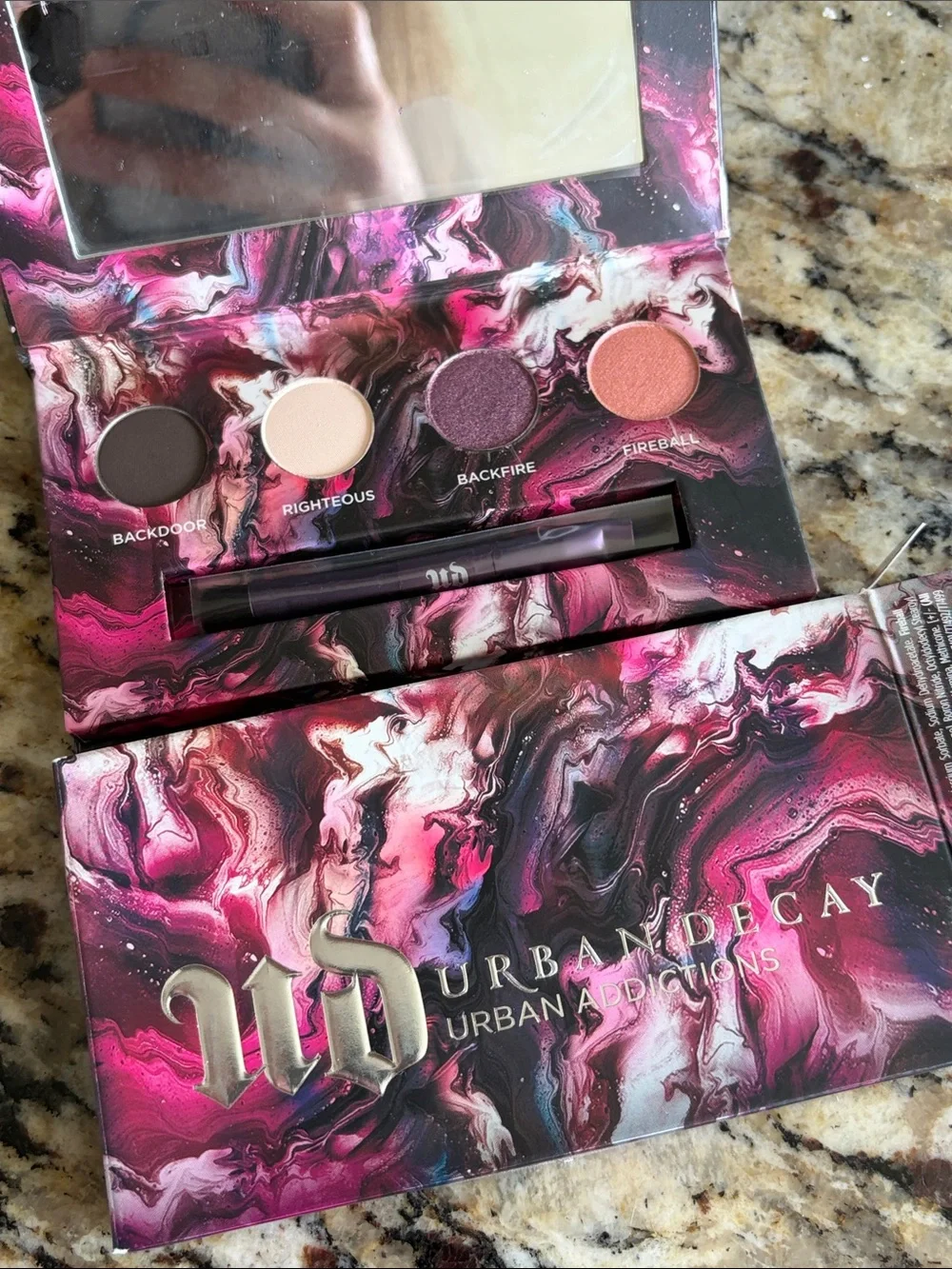 ⚡️❄️Urban Decay Urban Addictions Eyeshadow Palette